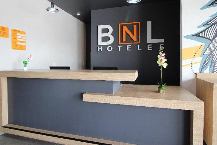 BNL Hoteles Querétaro Extérieur photo