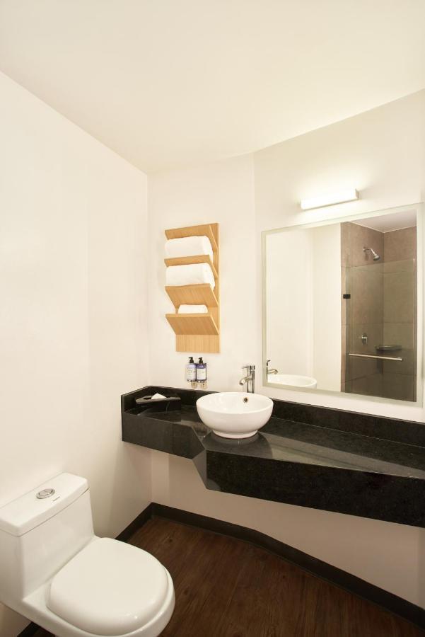 BNL Hoteles Querétaro Extérieur photo